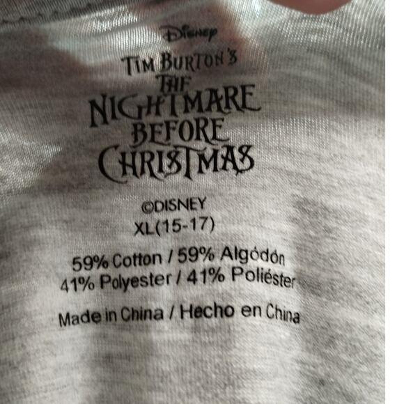 Disney Juniors' Size XL (15-17) Nightmare Before Christmas Halloween Graphic Tee - Picture 6 of 7